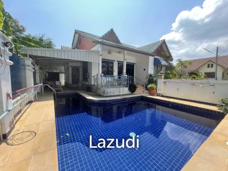 3 Bedroom House with Pool
