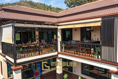 Horizon: Eindrucksvolle 5 Schlafzimmer Pool Villa Nahe des Zentrums von Hua Hin