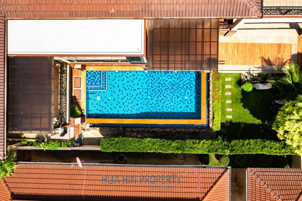 Stunning 5 Bedroom Pool Villa very Close to Central Hua Hin