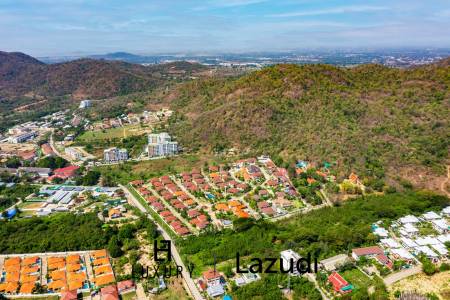 Stunning 5 Bedroom Pool Villa very Close to Central Hua Hin