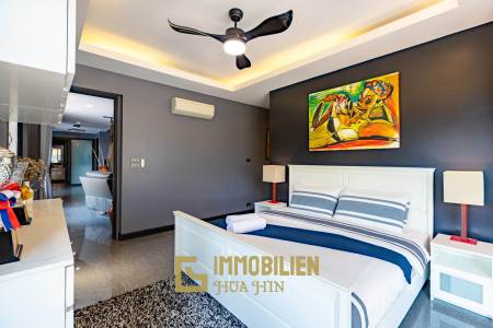 Horizon: Eindrucksvolle 5 Schlafzimmer Pool Villa Nahe des Zentrums von Hua Hin