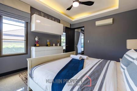 Stunning 5 Bedroom Pool Villa very Close to Central Hua Hin