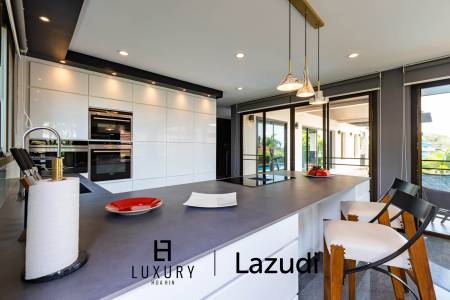 Stunning 5 Bedroom Pool Villa very Close to Central Hua Hin