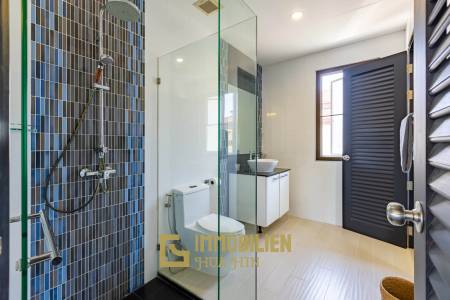 Horizon: Eindrucksvolle 5 Schlafzimmer Pool Villa Nahe des Zentrums von Hua Hin