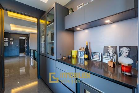 Horizon: Eindrucksvolle 5 Schlafzimmer Pool Villa Nahe des Zentrums von Hua Hin