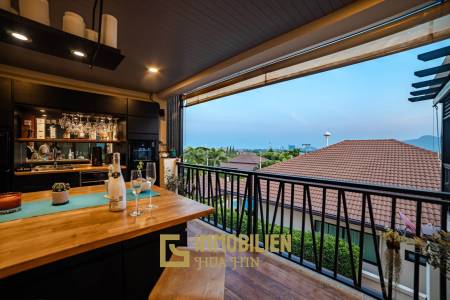 Horizon: Eindrucksvolle 5 Schlafzimmer Pool Villa Nahe des Zentrums von Hua Hin