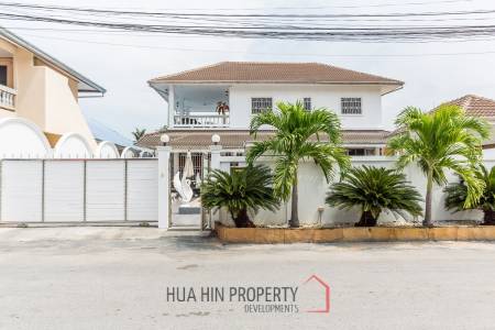 Good Value 2 Story House For Sale Chantha Village Hua Hin / Cha Am