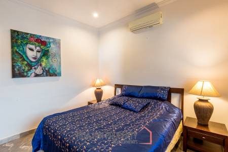 Good Value 2 Story House For Sale Chantha Village Hua Hin / Cha Am