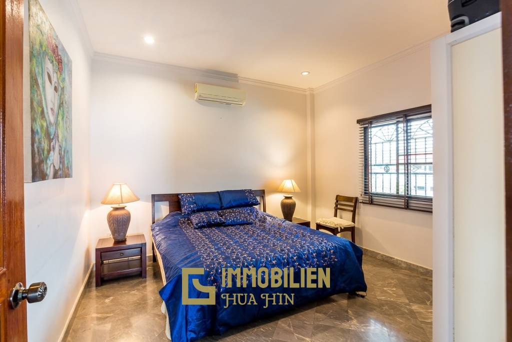 Good Value 2 Story House For Sale Chantha Village Hua Hin / Cha Am