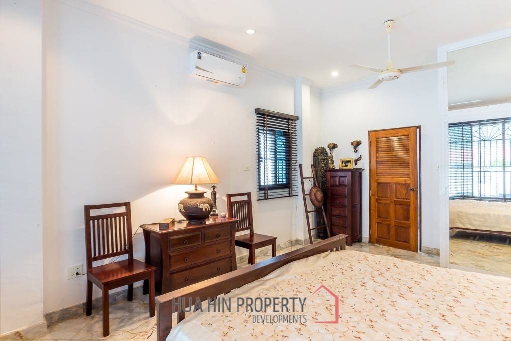 Good Value 2 Story House For Sale Chantha Village Hua Hin / Cha Am