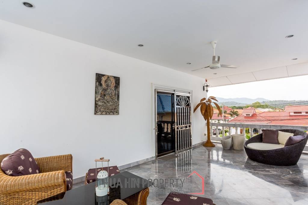 Good Value 2 Story House For Sale Chantha Village Hua Hin / Cha Am
