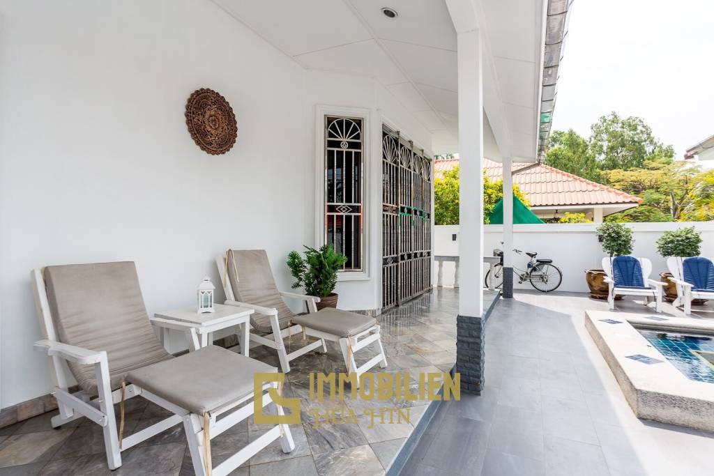 Good Value 2 Story House For Sale Chantha Village Hua Hin / Cha Am