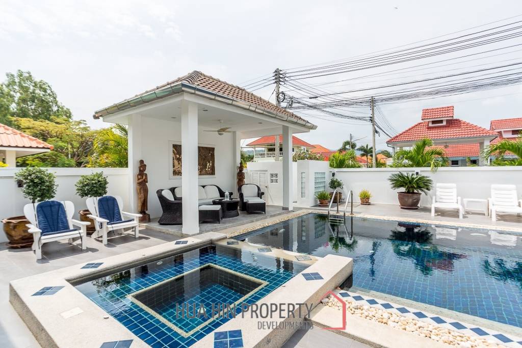 Good Value 2 Story House For Sale Chantha Village Hua Hin / Cha Am