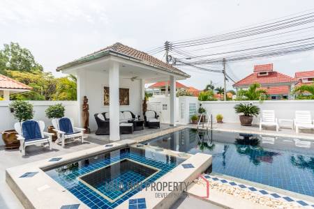 Good Value 2 Story House For Sale Chantha Village Hua Hin / Cha Am