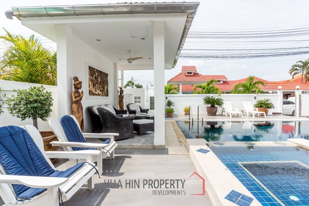 Good Value 2 Story House For Sale Chantha Village Hua Hin / Cha Am