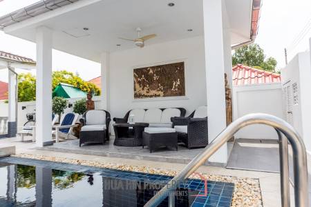 Good Value 2 Story House For Sale Chantha Village Hua Hin / Cha Am