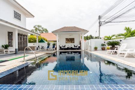 Good Value 2 Story House For Sale Chantha Village Hua Hin / Cha Am