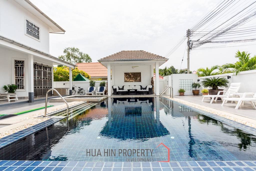 Good Value 2 Story House For Sale Chantha Village Hua Hin / Cha Am