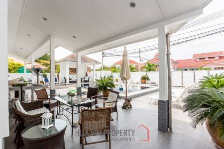 Good Value 2 Story House For Sale Chantha Village Hua Hin / Cha Am