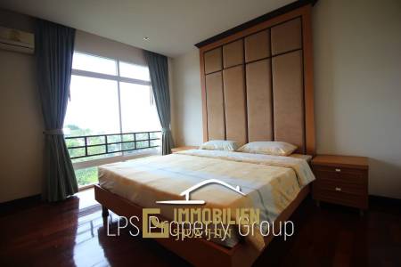 Seaside Condo: 2-Schlafzimmer-Eigentumswohnung mit direktem Meerblick