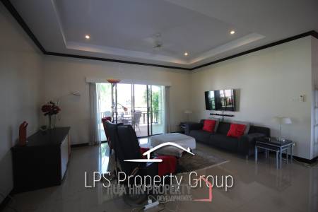 Spacious Holiday Home in Downtown Cha Am For Sale