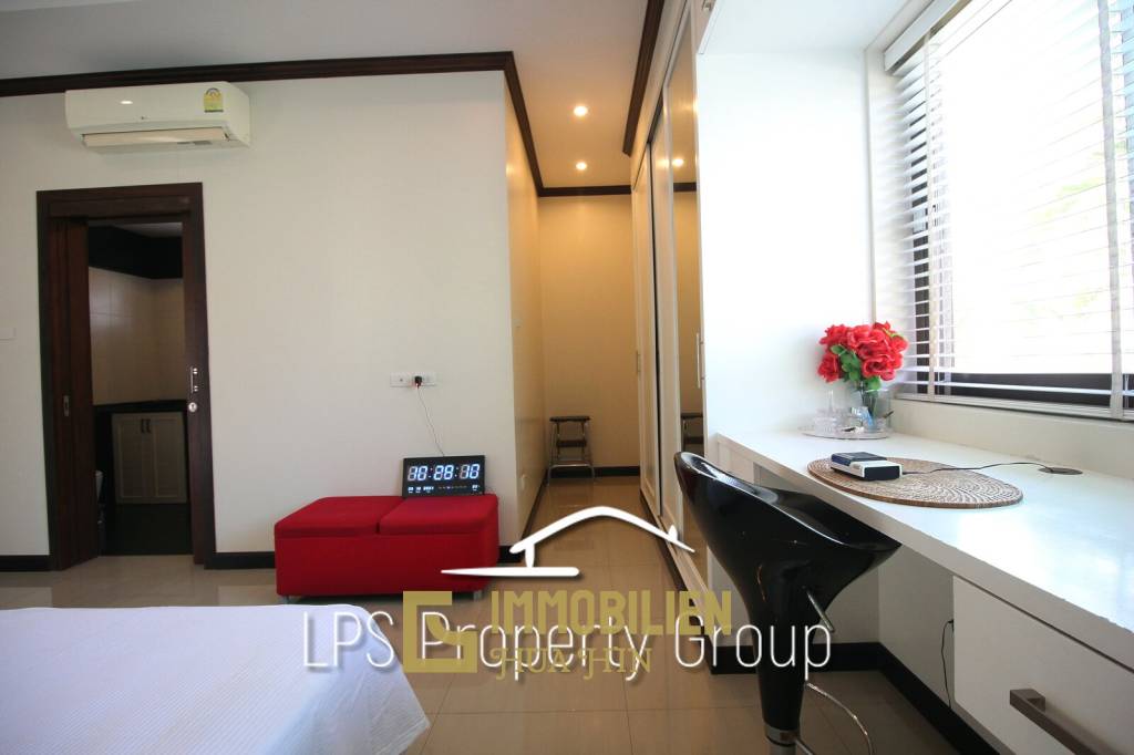 Spacious Holiday Home in Downtown Cha Am For Sale