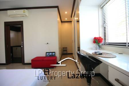 Spacious Holiday Home in Downtown Cha Am For Sale