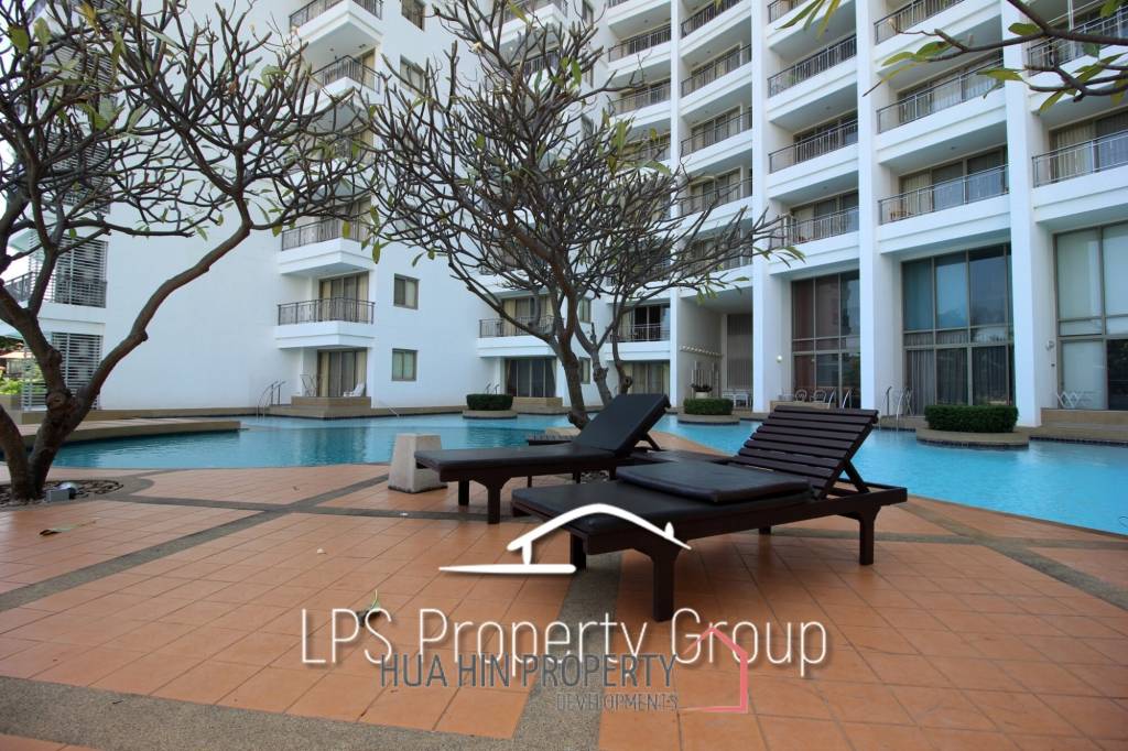 Boathouse : 2 Bedroom Condo with Sea Views