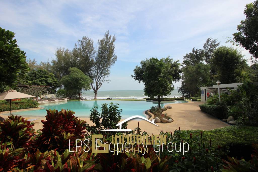 Amazing Beachfront Condo For Sale on Ground Floor