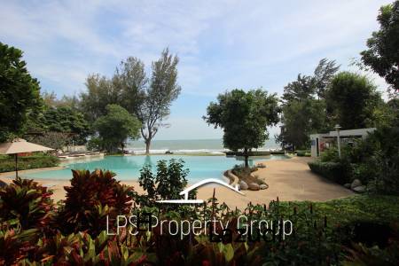 Amazing Beachfront Condo For Sale on Ground Floor