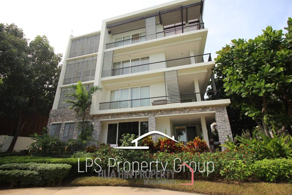 Amazing Beachfront Condo For Sale on Ground Floor