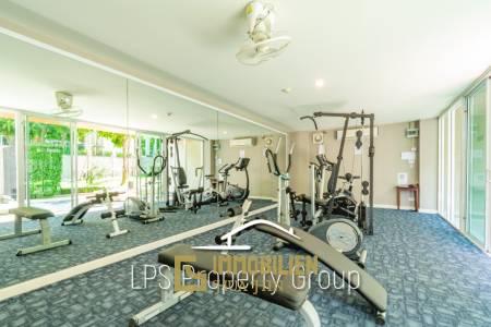 HOT DEAL 1 Bedroom Condo Walking Distance To The Beach