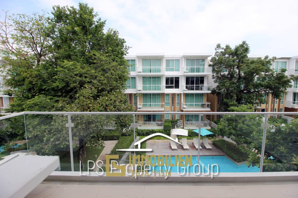 Wan Vayla : 1 Bedroom Pool View Condo