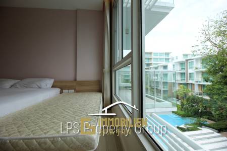 Wan Vayla : 1 Bedroom Pool View Condo