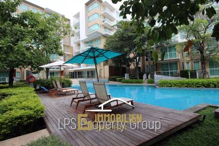 Wan Vayla : 1 Bedroom Pool View Condo