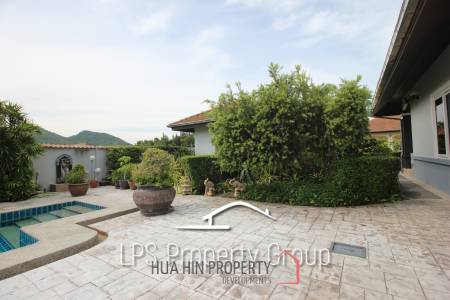 Great Condition 4 Bedroom Pool Villa Close to town