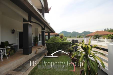 Great Condition 4 Bedroom Pool Villa Close to town