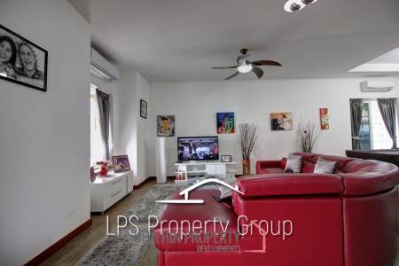 Great Condition 4 Bedroom Pool Villa Close to town