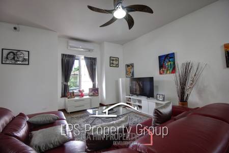 Great Condition 4 Bedroom Pool Villa Close to town