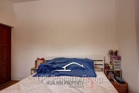 Great Condition 4 Bedroom Pool Villa Close to town
