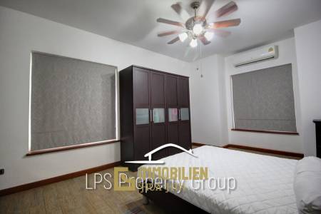 Orchid Palm 2: Hervoragender Zustand 4 Schlafzimmer Pool Villa in der Nähe der Stadt