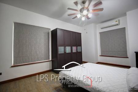Great Condition 4 Bedroom Pool Villa Close to town