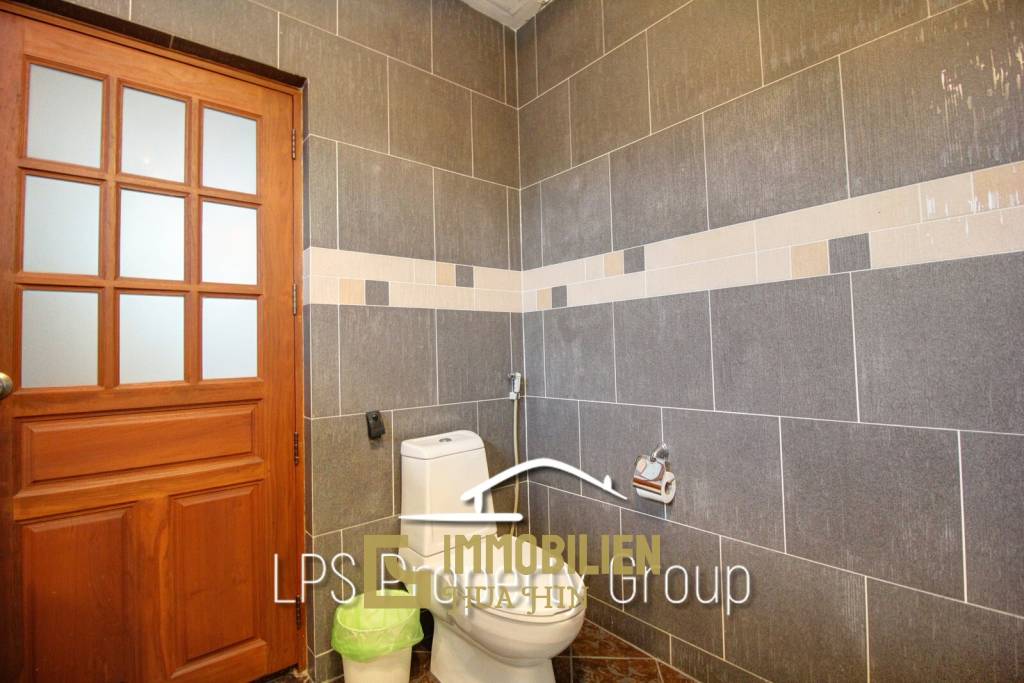 Orchid Palm 2: Hervoragender Zustand 4 Schlafzimmer Pool Villa in der Nähe der Stadt