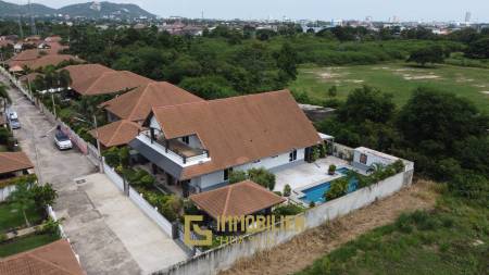 Orchid Palm 2: Hervoragender Zustand 4 Schlafzimmer Pool Villa in der Nähe der Stadt
