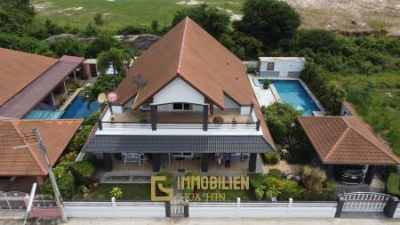 Orchid Palm 2: Hervoragender Zustand 4 Schlafzimmer Pool Villa in der Nähe der Stadt