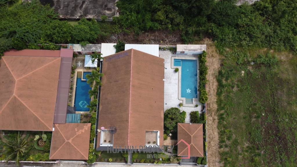 Great Condition 4 Bedroom Pool Villa Close to town
