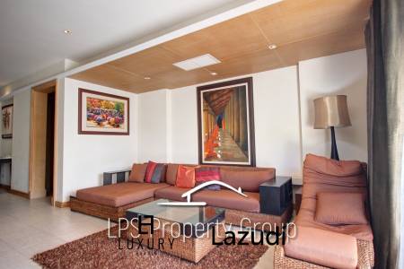 Large 2 Bed Luxury Condo with hotel facilities