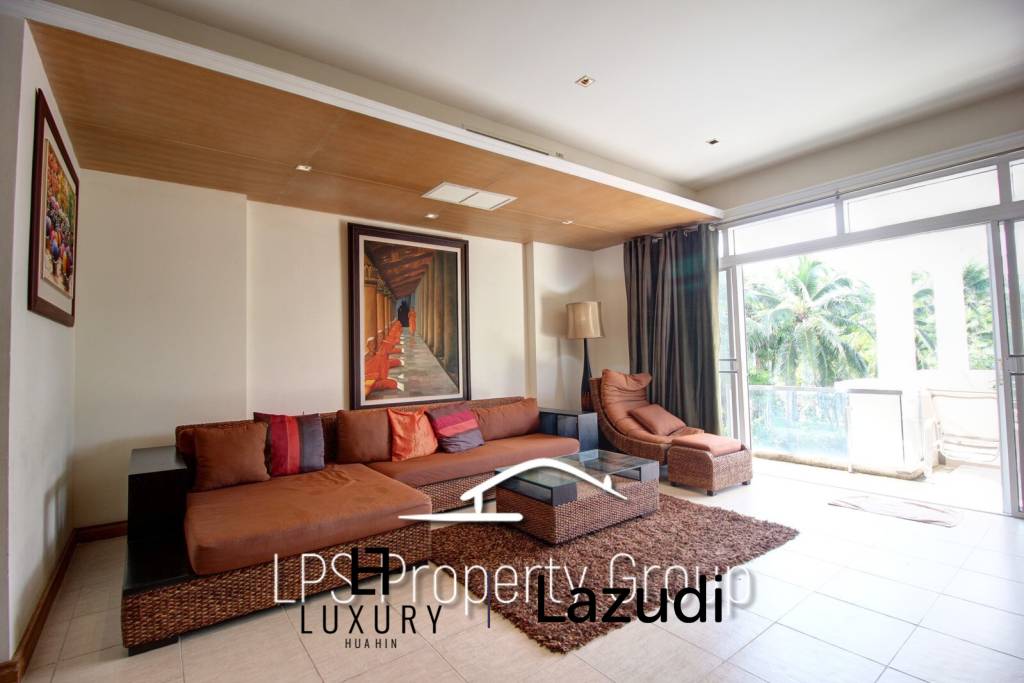 Large 2 Bed Luxury Condo with hotel facilities