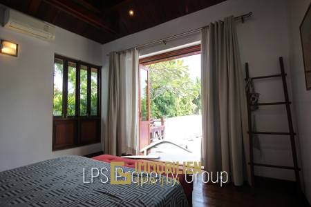 White Lotus 1: Außergewöhnlich und hochwertige 4 Schlafzimmer Villa in Stadtnähe mit Meerblick