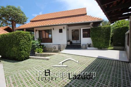 Unique 4 Bed Luxury Villa close to town (Sea Views)